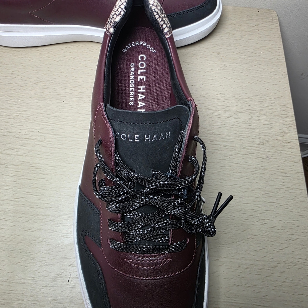 Cole Haan Burgundy Black Leather Sneakers Snake Animal Print Detail Women 10B - Picture 9 of 9